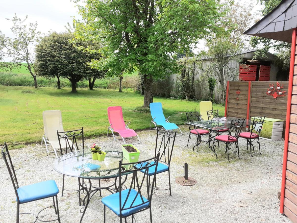 לינה וארוחת בוקר Noyal-Pontivy Chez Christine מראה חיצוני תמונה